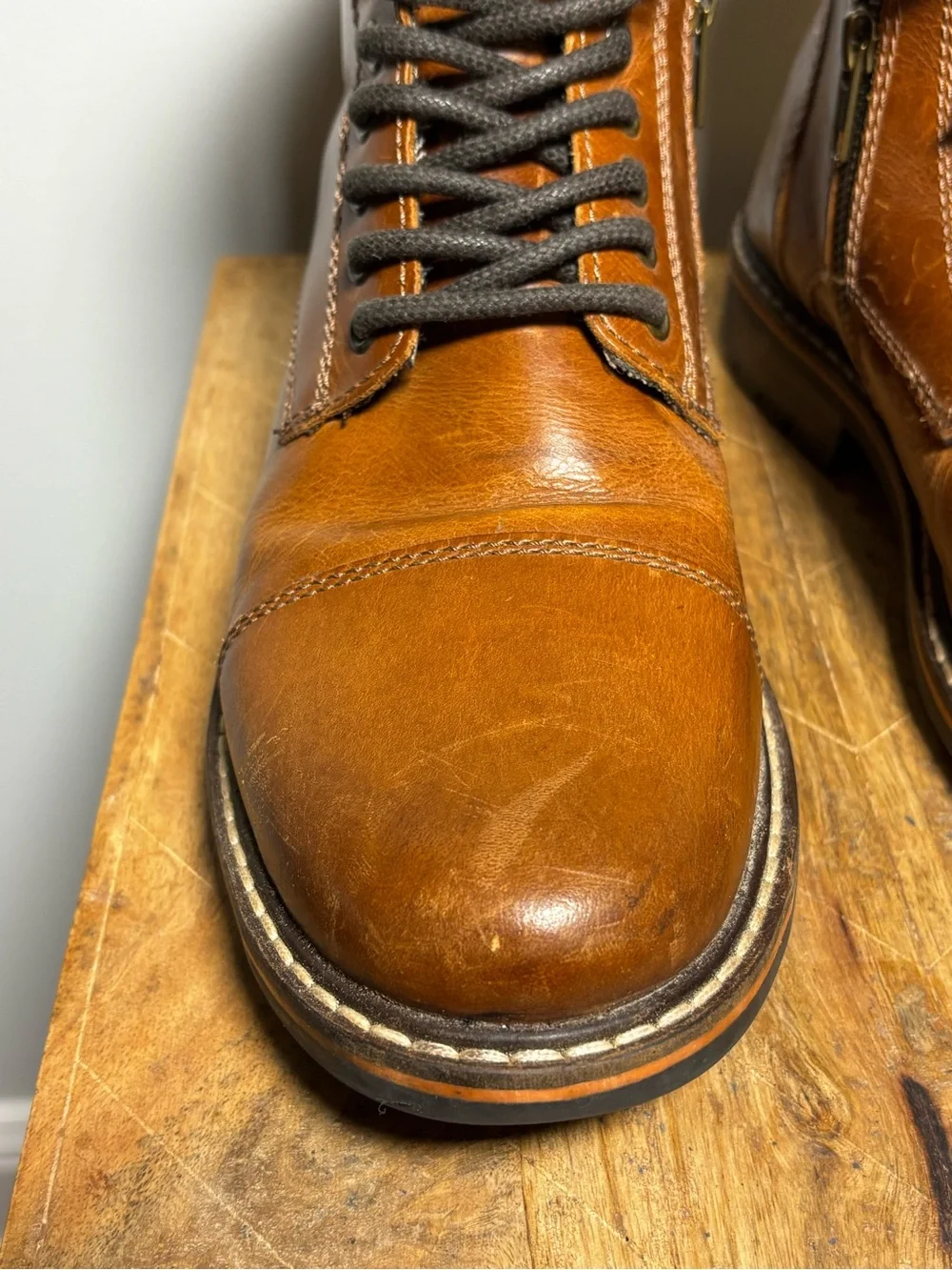 Crevo Camden Brown Leather Lace-Up Boots Size 9.5 US
